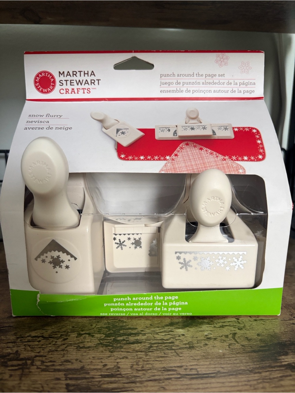 Martha Stewart White Snowflake Edge and Corner Paper Punch Set